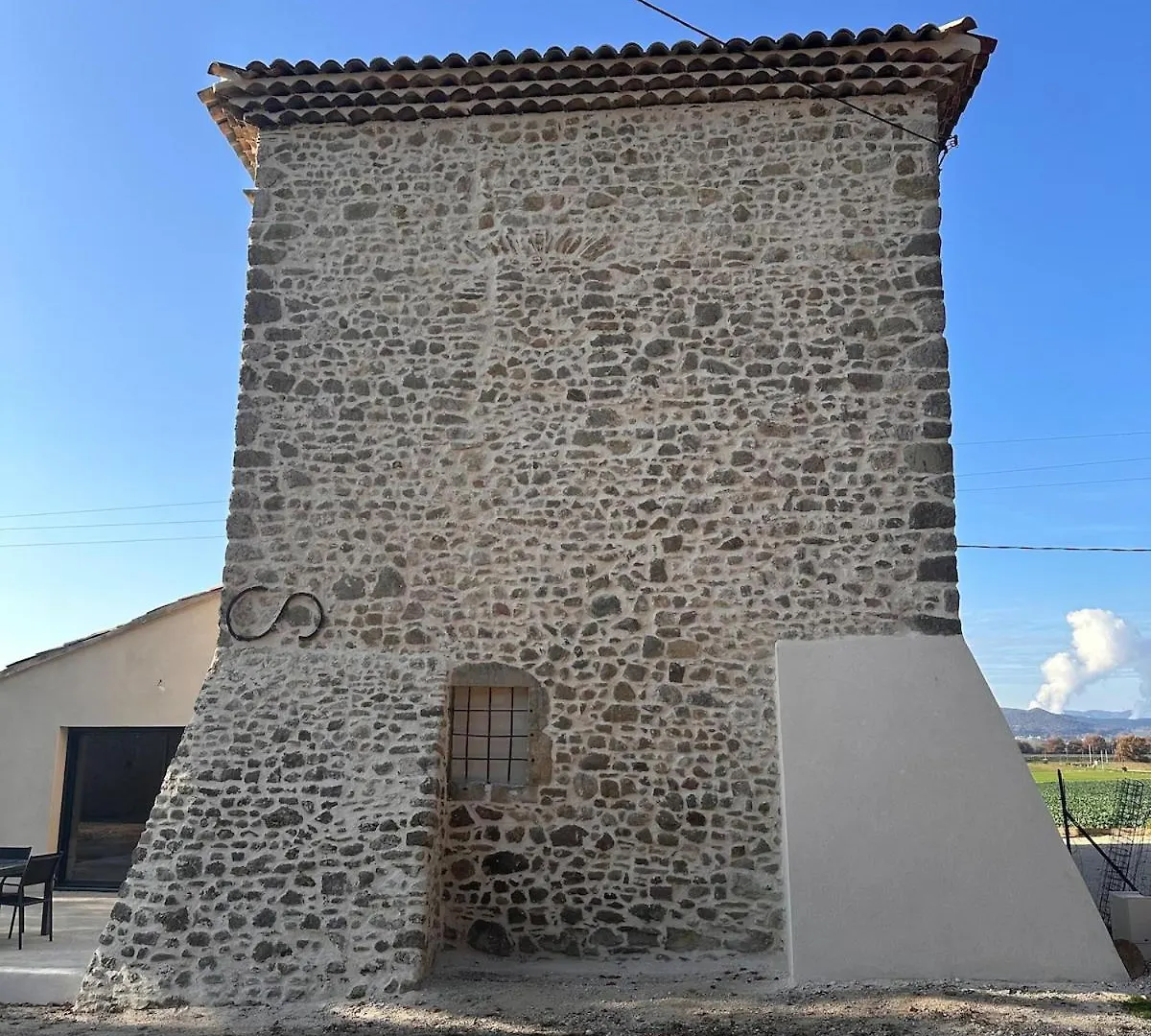 Villa Le Domaine Du Rossignol à Bonlieu-sur-Roubion Hébergement de vacances
